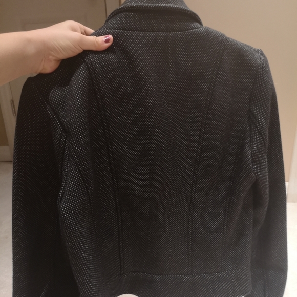 Jacket - Picture 3 of 4